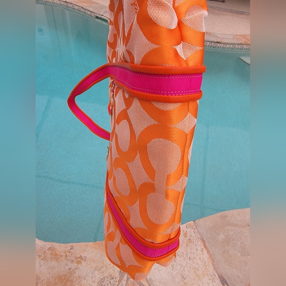 Coach Persimmon And Magenta Poppy Tote Bag - Picture 12 of 16